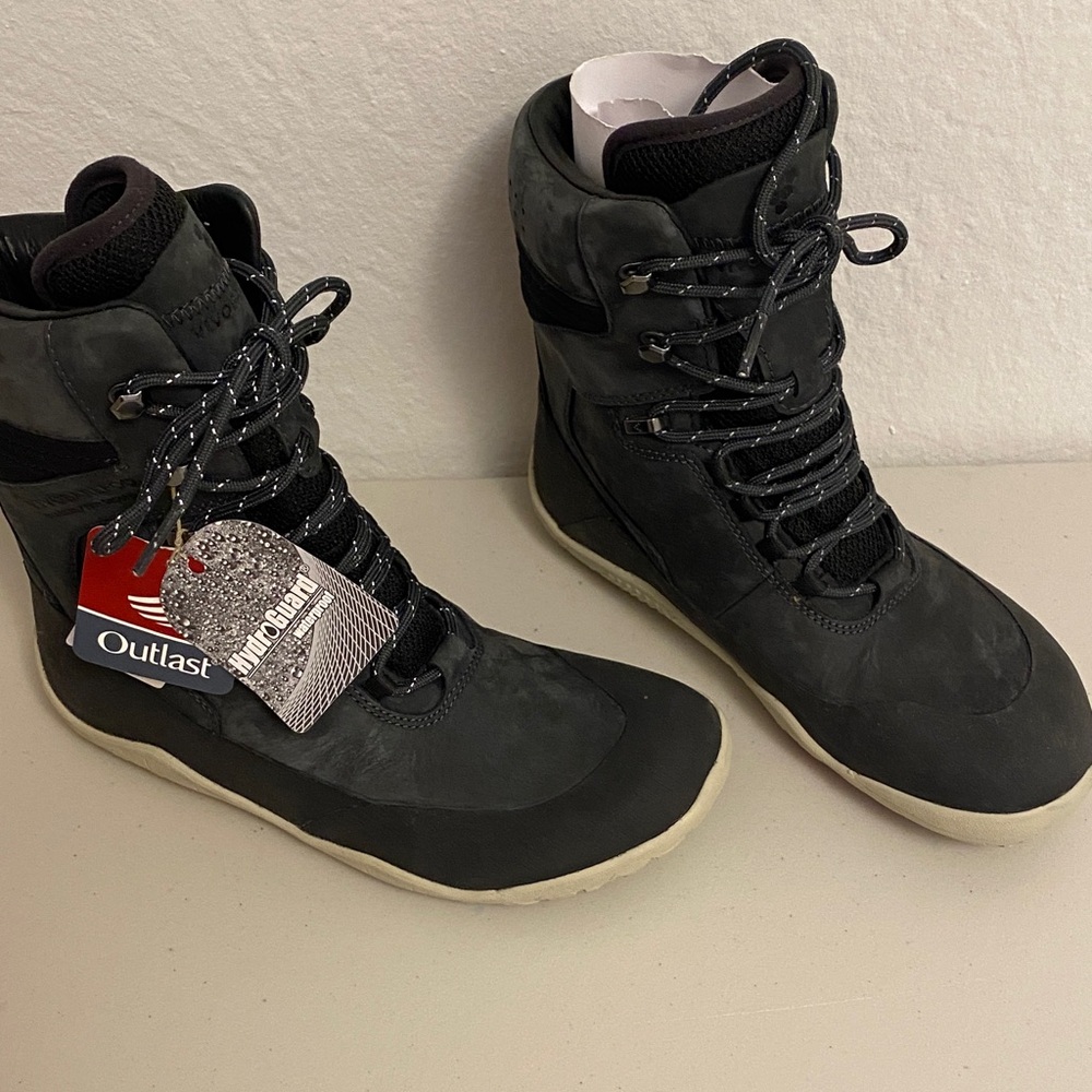 Vivo Barefoot Black and Gray Boots